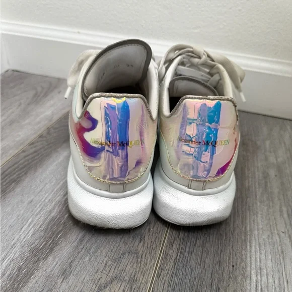 Alexander McQueen Oversized Sneaker White/Shock Pink Size 38/Women’s 8 - Picture 6 of 7